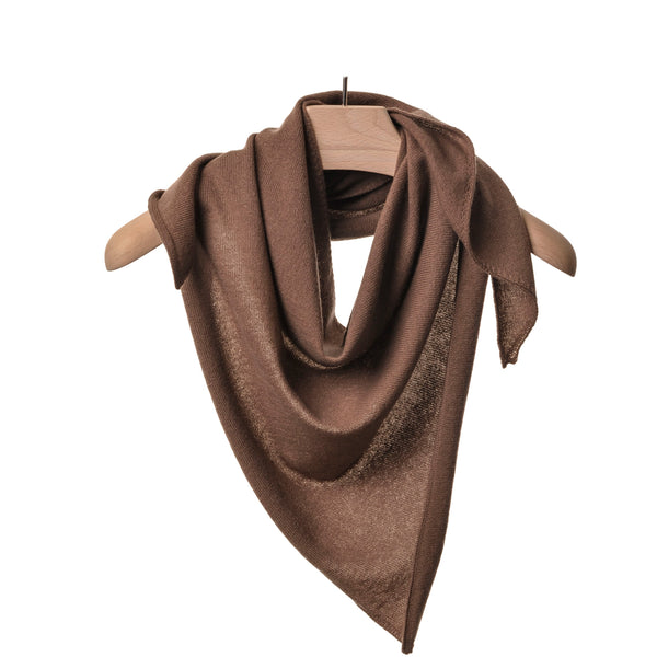 TRIANGLE SCARF